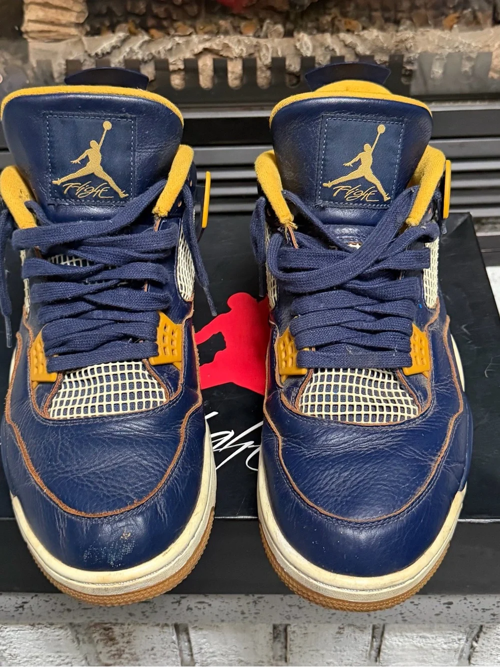 Jordan Men’s Navy and Yellow Retro Basketball Sneakers